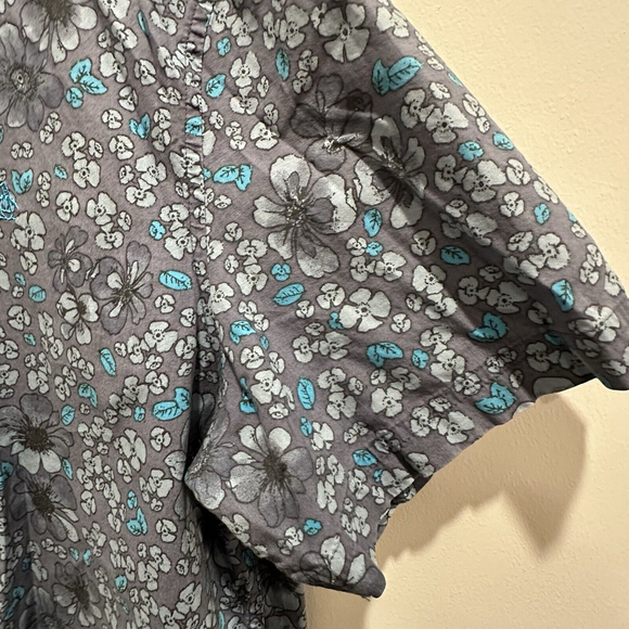 Original Penguin Men’s Blue Floral Hawaiian Button Down Short Sleeve Size XL - Picture 3 of 12